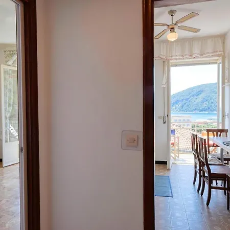 شقة Cozy In With House Sea View *
