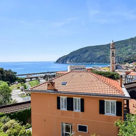Cozy In With House Sea View شقة
