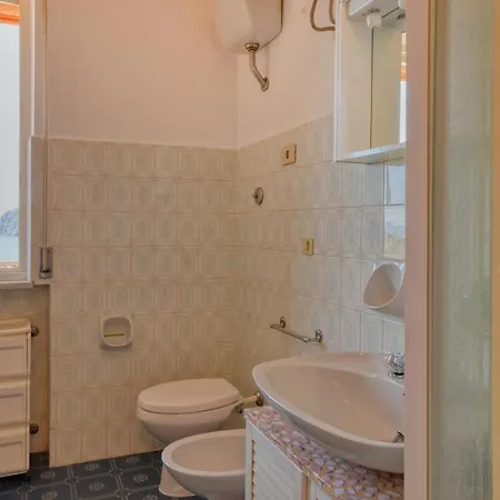 Cozy In With House Sea View דירה *